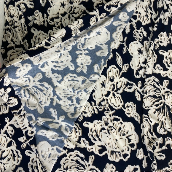 Lauren Ralph Lauren Dress  8 Black White Floral Ruched Career Faux Wrap 3/4 Slv - Picture 16 of 16